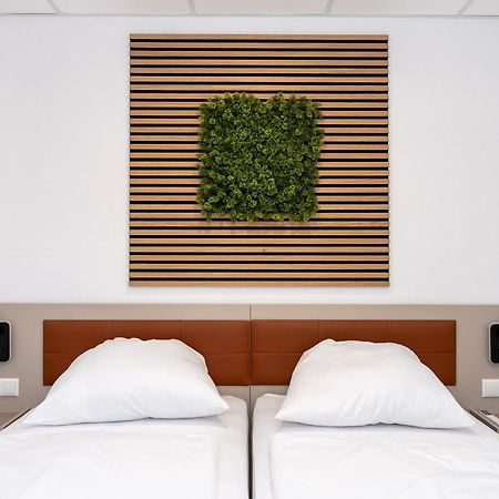 Comfort Housing Apartments Falkensee Esterno foto